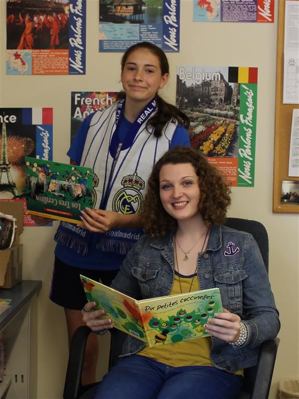 Lauren and Elizabeth Scholard of the Month for Foreign Language Department Lauren and Elizabeth Scholard of the Month for Foreign Language Department